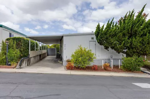 5012 Old Cliffs Rd, San Diego, CA 92120