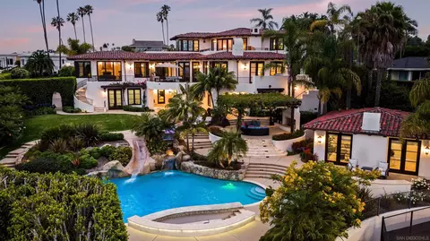 Exterior - 5833 Rutgers Rd, La Jolla, CA 92037 photo 4 of 14
