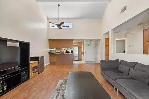 300 Roanoke Rd # 13, El Cajon, CA 92020