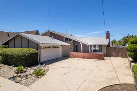 6248 Spruce Lk, San Diego, CA 92119