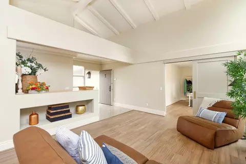 Living - 115 Allende Ct, Solana Beach, CA 92075 photo 2 of 2