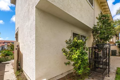 Exterior - 625 E J, Chula Vista, CA 91910 photo 11 of 11