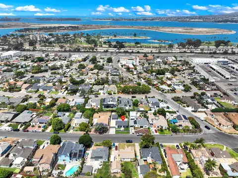 2012 Erie St, San Diego, CA 92110