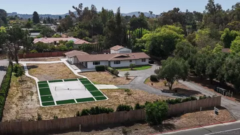 View/Area - 16716 Martincoit Rd, Poway, CA 92064 photo 1 of 4