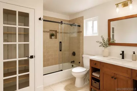 Bath - 16716 Martincoit Rd, Poway, CA 92064 photo 1 of 4