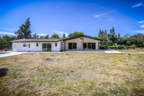 Exterior - 16716 Martincoit Rd, Poway, CA 92064 photo 7 of 11
