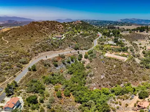 via viejas oeste, Alpine, CA 91901 photo 9