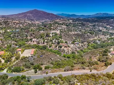via viejas oeste, Alpine, CA 91901 photo 6