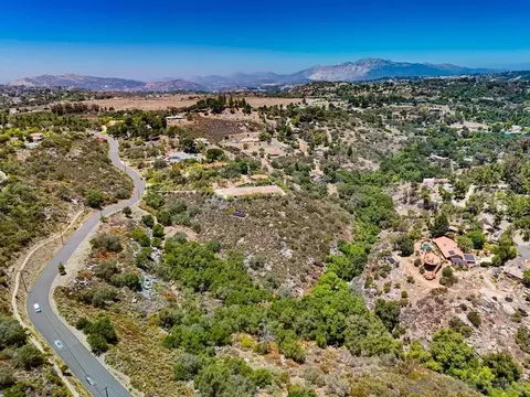 via viejas oeste, Alpine, CA 91901 photo 8