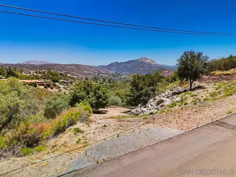via viejas oeste, Alpine, CA 91901