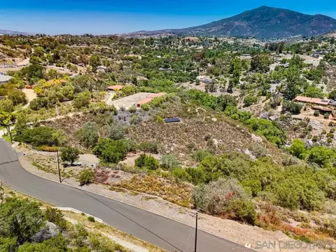 via viejas oeste, Alpine, CA 91901 photo 17