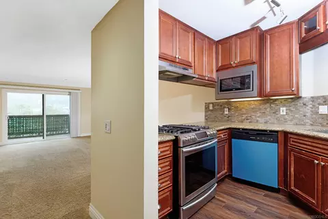 Kitchen - 7509 Draper Ave #306, La Jolla, CA 92037 photo 1 of 3