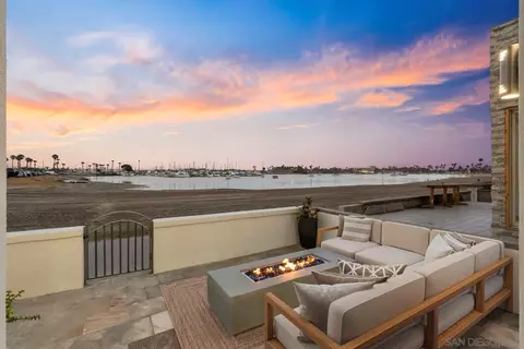3490 Bayside Walk #A, San Diego, CA 92109