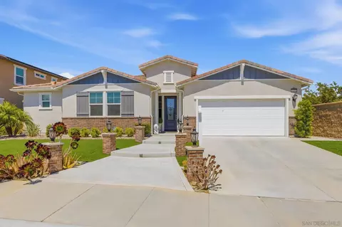 34490 Bloomberry Rd, Murrieta, CA 92563