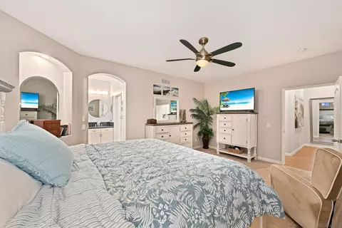 Bedroom - 6415 Ruby Way, Carlsbad, CA 92011 photo 2 of 5