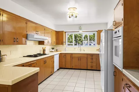 Kitchen - 1424 10th, Coronado, CA 92118 photo 1 of 3