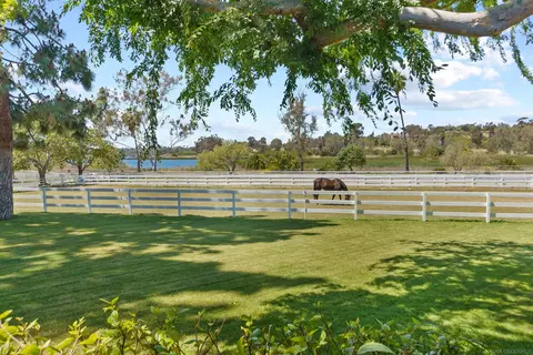 6685 6701 Lago Lindo, Rancho Santa Fe, CA 92067
