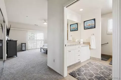 Entry Way - 1550 Knoll Park Ln, Fallbrook, CA 92028 photo 1 of 1