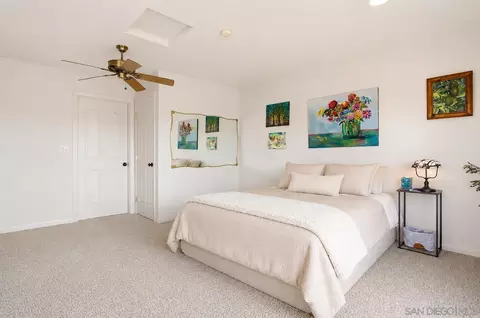 Bedroom - 1550 Knoll Park Ln, Fallbrook, CA 92028 photo 9 of 9