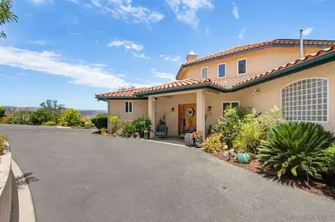 Exterior - 1550 Knoll Park Ln, Fallbrook, CA 92028 photo 18 of 18