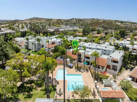 6786 Caminito Del Greco, San Diego, CA 92120