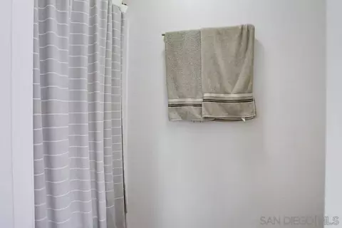 Bath - 510 Calle Montecito #53, Oceanside, CA 92057 photo 3 of 3