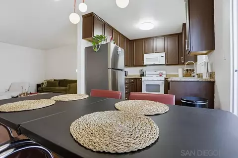 Dining - 510 Calle Montecito #53, Oceanside, CA 92057 photo 2 of 3