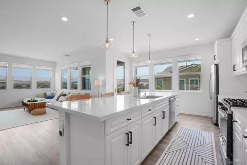 1277 Calle Pomelo #3, Chula Vista, CA 91913