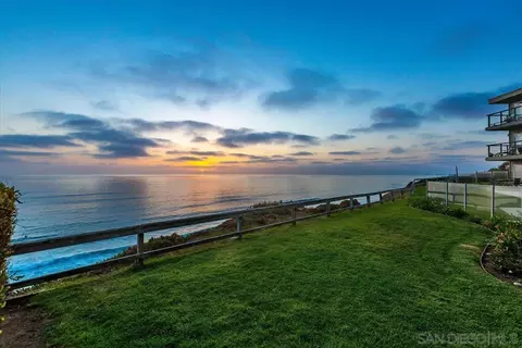 View/Area - 940 Sealane #16, Encinitas, CA 92024 photo 5 of 6