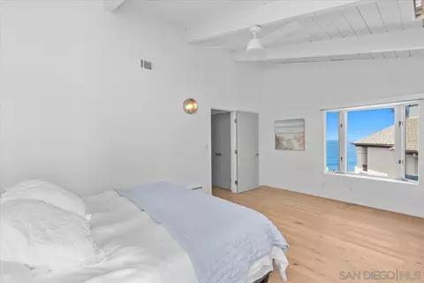 Bedroom - 940 Sealane #16, Encinitas, CA 92024 photo 4 of 6