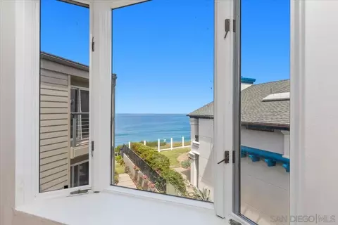 View/Area - 940 Sealane #16, Encinitas, CA 92024 photo 1 of 6