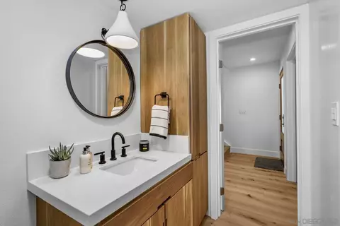 Bath - 940 Sealane #16, Encinitas, CA 92024 photo 5 of 5