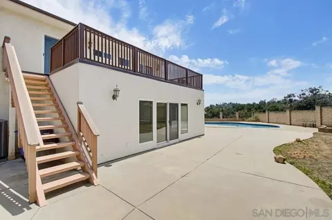 Exterior - 171 Dawn Vw, El Cajon, CA 92021 photo 12 of 20