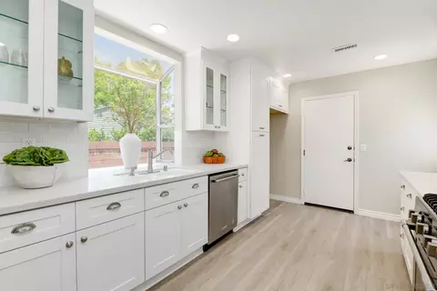 Kitchen - 7111 Linden, Carlsbad, CA 92011 photo 1 of 3