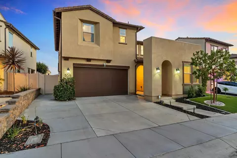 2011 Copernicus, Escondido, CA 92026