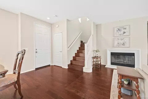 Entry Way - 45733 Sierra Ct, Temecula, CA 92592 photo 1 of 2