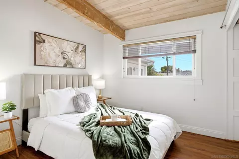 Bedroom - 161 Parnassus Cir, Oceanside, CA 92054 photo 4 of 4