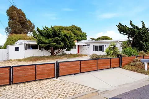 Exterior - 161 Parnassus Cir, Oceanside, CA 92054 photo 3 of 19
