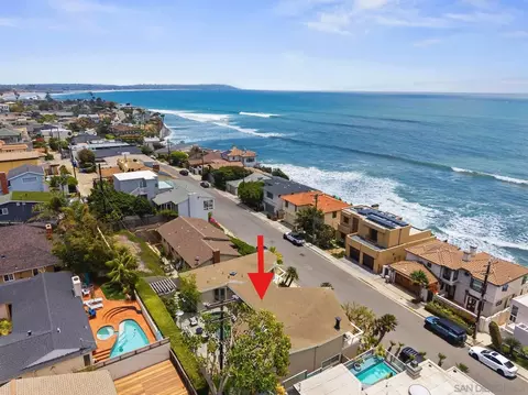 View/Area - 5567 Calumet Ave, La Jolla, CA 92037 photo 1 of 5