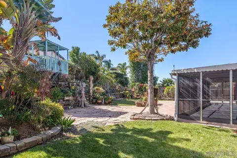 Exterior - 2245 Nob Hill Dr, Carlsbad, CA 92008 photo 10 of 11