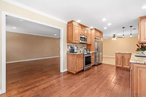 Kitchen - 2245 Nob Hill Dr, Carlsbad, CA 92008 photo 3 of 4