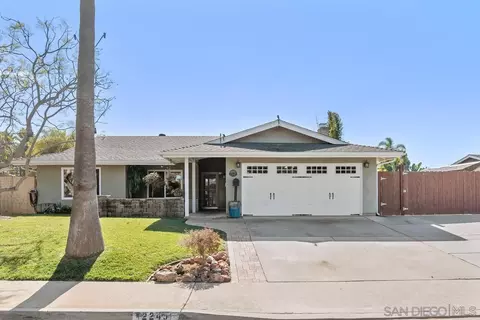 2245 Nob Hill Dr, Carlsbad, CA 92008