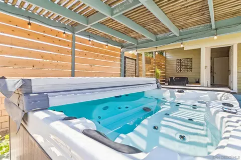 Exterior - 8653 Washington Ave, La Mesa, CA 91942 photo 8 of 11