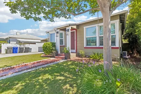 Exterior - 8653 Washington Ave, La Mesa, CA 91942 photo 2 of 11