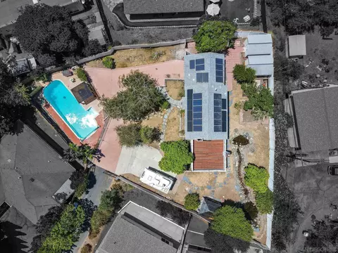 607 Rancho Vista Rd, Vista, CA 92083