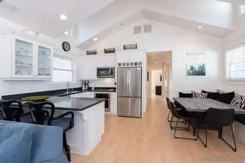 843 C, Coronado, CA 92118