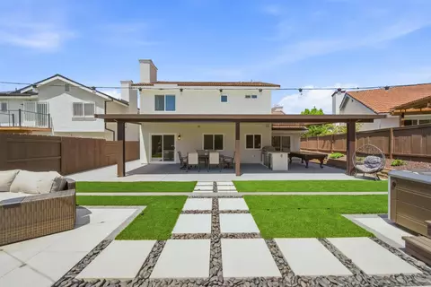 7545 Dancy, San Diego, CA 92126