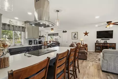 Kitchen - 1541 Round Potrero Rd, Potrero, CA 91963 photo 1 of 6