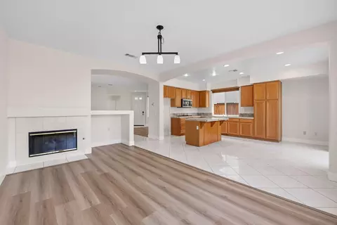 Living - 1499 Enchante Way, Oceanside, CA 92056 photo 5 of 8