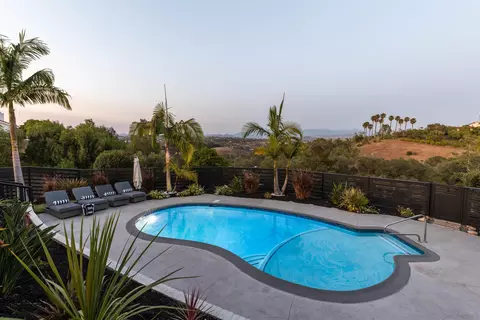 Exterior - 521 Rancho Camino, Fallbrook, CA 92028 photo 4 of 29